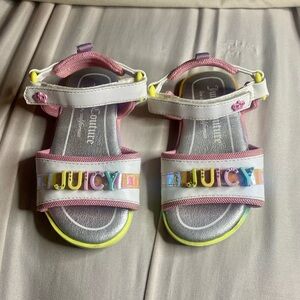 JUICY sandals
